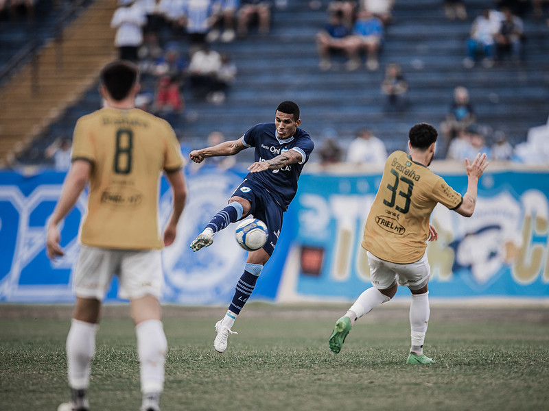 Londrina e Ypiranga medem forcas na Serie V