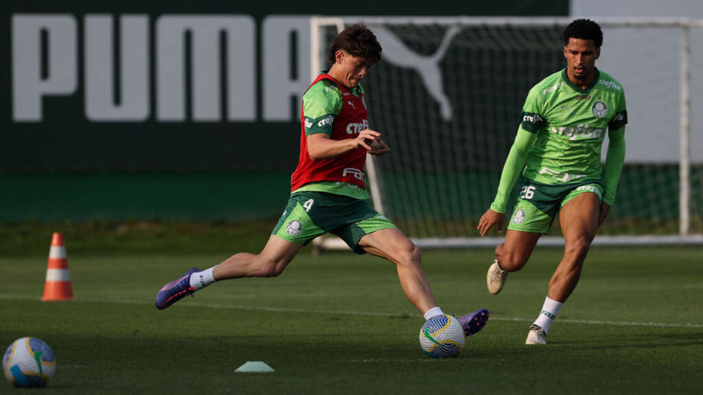 Giay ressalta dificuldade do Brasileirão e pede Palmeiras alerta: ‘Continuar firme e unido’