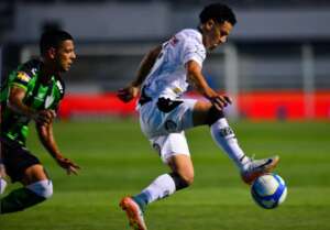 Ponte Preta perde outra vez em casa. Veja as notas!