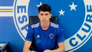 Filho de Marcelo Bordon, ex-seleção, deixa o Cruzeiro para jogar na Itália