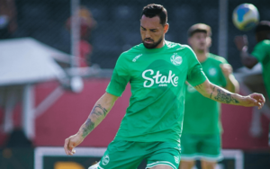 Técnico do Juventude e dupla titular desfalcam diante do Bragantino