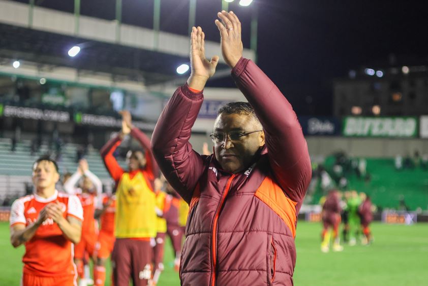 Roger Machado, técnico do Internacional