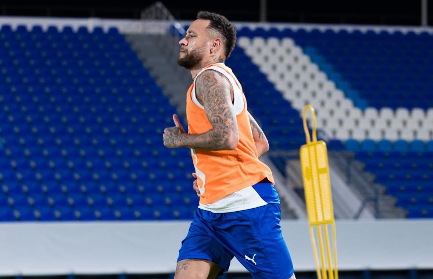 Neymar volta aos treinos no Al Hilal