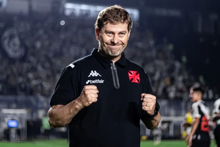 Técnico do Vasco valoriza nova vitória: ‘Conquistando coisas grandes’