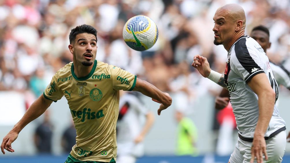 BRASILEIRÃO: Palmeiras na cola do Botafogo e vitória Gre-Nal