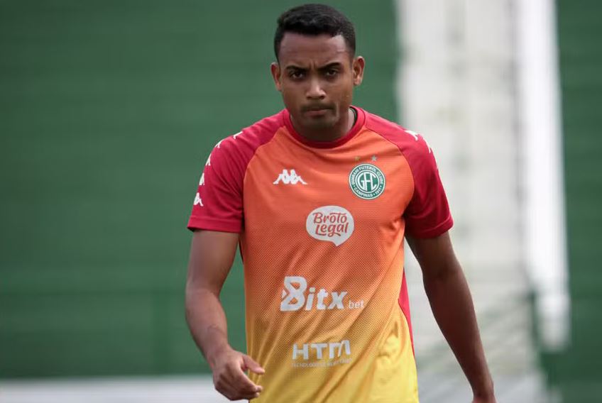 Airton está à disposição no Guarani