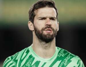 Alisson vira dúvida no Liverpool e preocupa seleção brasileira