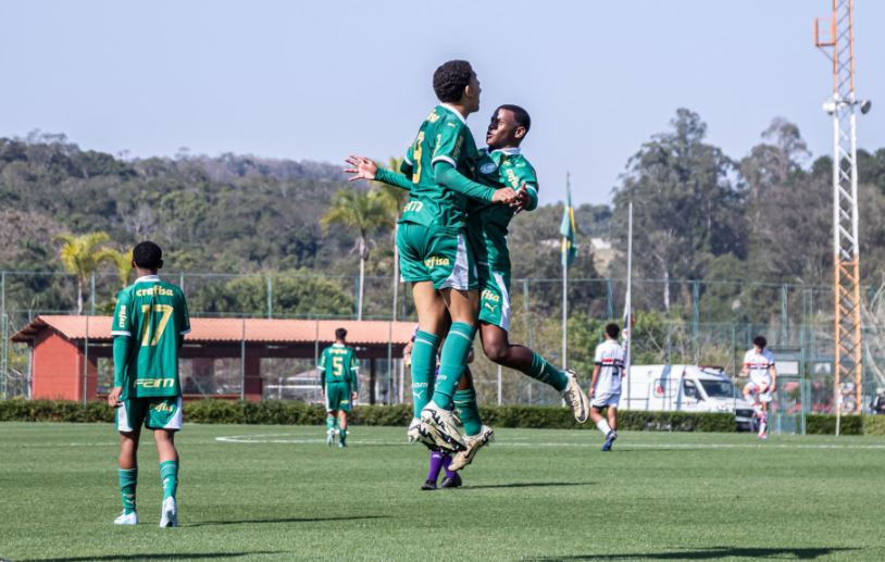 PAULISTA SUB-15: Palmeiras vence Choque-Rei e avança; Guarani faz 3 a 0