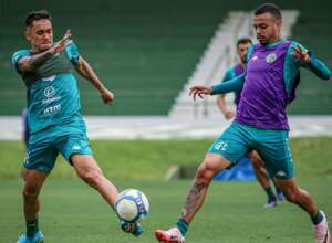 Com dúvidas, Guarani encerra preparação para encarar o Operário-PR na Série B