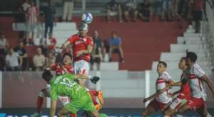 Vila Nova 1 x 0 CRB - Tigre completa 1 ano invicto em casa e passa o Santos no G4