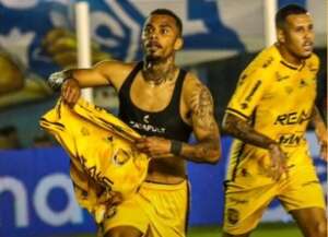 Paysandu 0 x 1 Amazonas - Onça sobe na tabela e aumenta crise no Papão