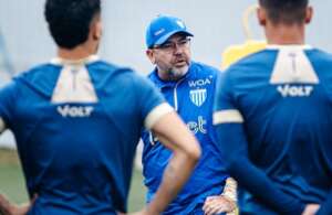 Chapecoense x Avaí - Duelo catarinense de opostos na Série B