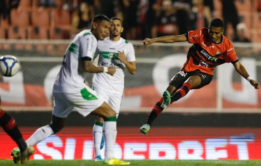 Leozinho, atacante do Ituano