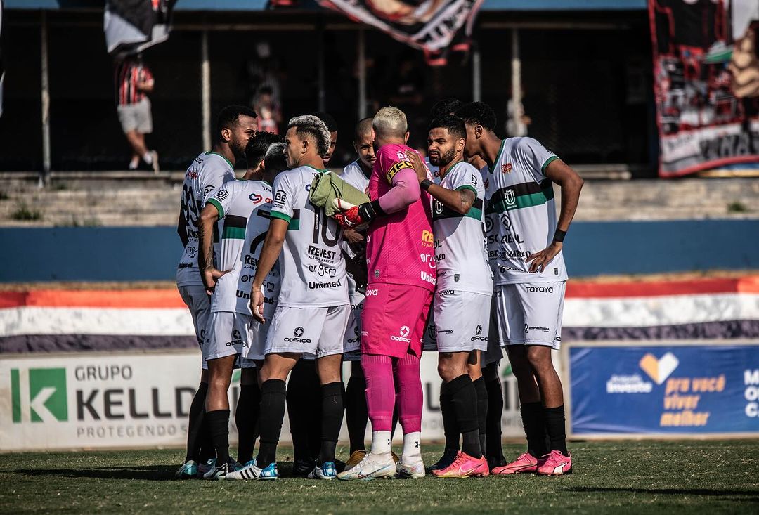 Série D: Maringá trabalha forte sonhando com final, mas precisa eliminar o Anápolis (Foto: Jorge Luiz/Maringá)