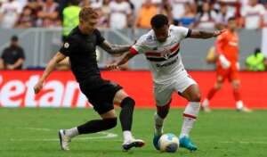 Presidente do Corinthians também 'detona geral' a CBF