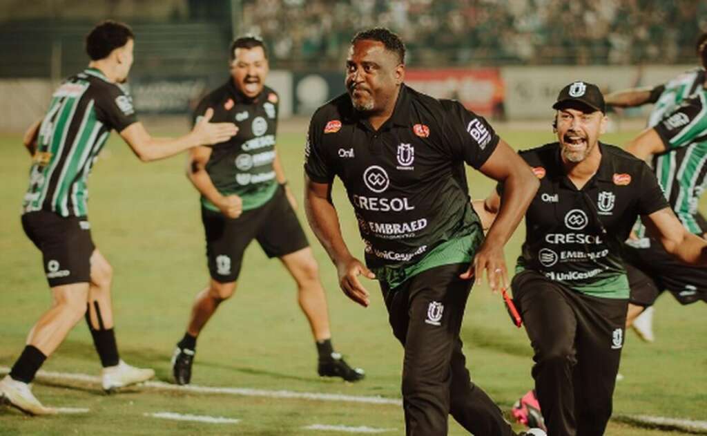 Série D: Técnico do Maringá lamenta eliminação, mas se mostra orgulhoso com campanha histórica