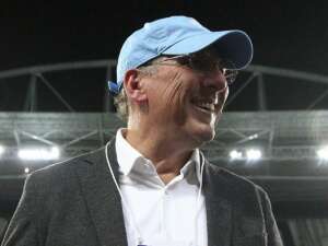 Entenda por que Textor pode ser suspenso por 810 dias