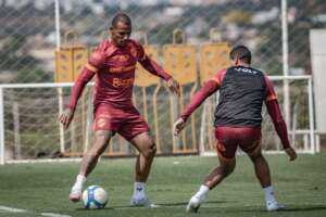 Vila Nova terá mudança no time titular após baixa por indisciplina na Série B