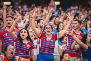 Pelo segundo mês consecutivo, Fortaleza está entre os três melhores clubes do mundo