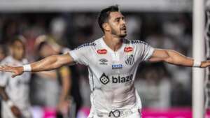 Santos 1 x 0 Operário-PR - Peixe faz o dever de casa e dorme líder da Série B
