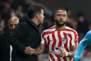 Ex-técnico de Memphis Depay, Simeone exalta atacante: 'Extraordinário'