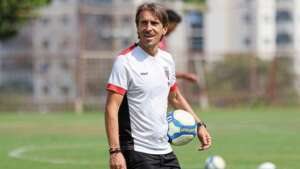 Técnico do Botafogo-SP elogia equipe após vitória: 