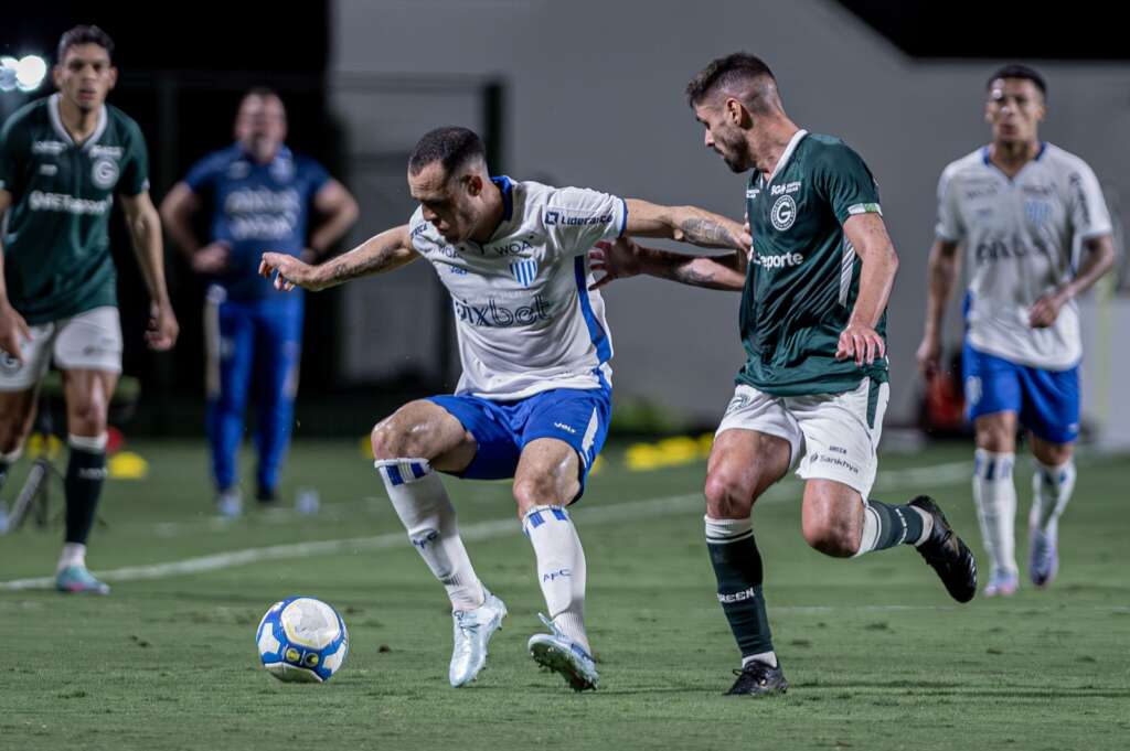 Goiás 2 x 1 Avaí – Esmeraldino volta a sonhar com acesso na Série B