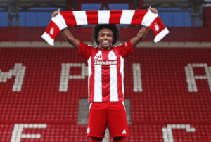 Willian, ex-Corinthians, acerta com o grego Olympiacos após deixar o Fulham