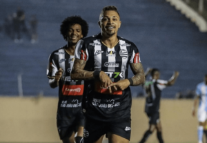 Série C: Meia do Athletic que marcou pelo 3º jogo seguido brinca: 