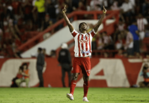 Série C: Atacante segue e Náutico chega a cinco renovações