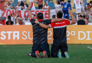 Segundona: Fausto celebra título do Paulista e anseia: “Seguir trabalhando”