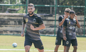 Série C: Melhor defesa da 2ª fase, Volta Redonda recebe Botafogo, de pior ataque