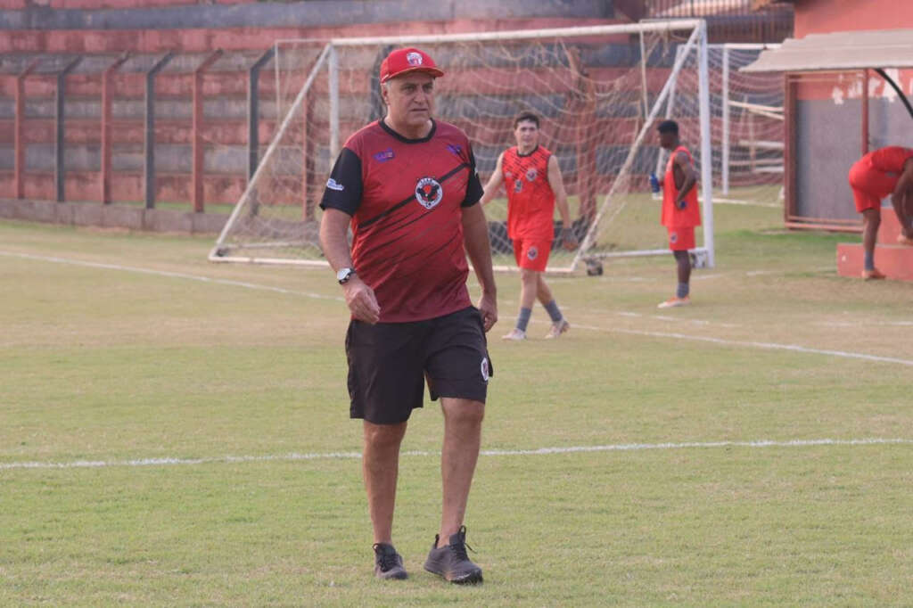 Comandados por Oliveira, o Águia Negra segue invicto e busca vitória antes da rodada de folga