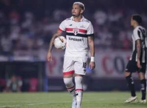 Luciano pediu para bater pênalti desperdiçado por Lucas contra o Botafogo