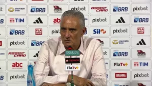 Torcida do Flamengo perde a paciência com Tite e xinga o técnico no Maracanã: 'Dói'
