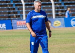 BOMBA! Time da Copa Paulista demite técnico em meio ao mata-mata