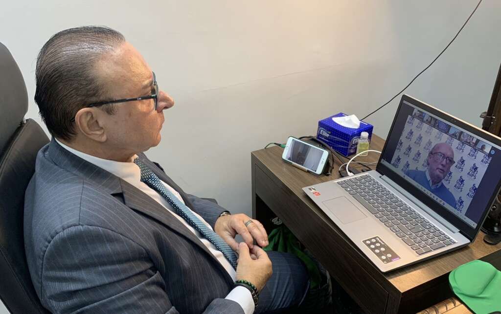 ABRACE participa de reunião da crônica esportiva mundial