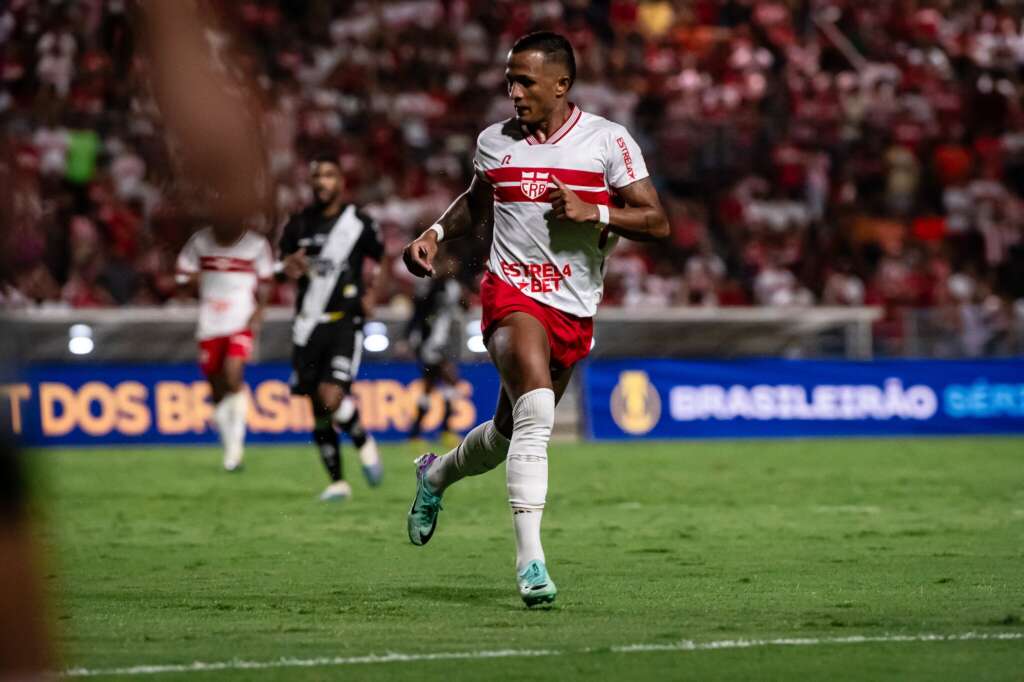 Série B: CRB enfrenta Brusque com oito jogadores pendurados (Foto: Francisco Cedrim/CRB)