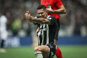 Atlético-MG 2 x 1 Vasco - Galo vira e sai na frente nas semifinais da Copa do Brasil