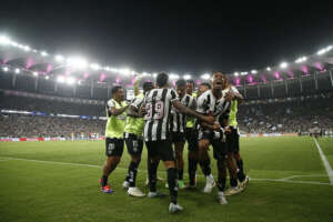 BRASILEIRÃO - Botafogo leva empate no fim e Cruzeiro segue vem vencer