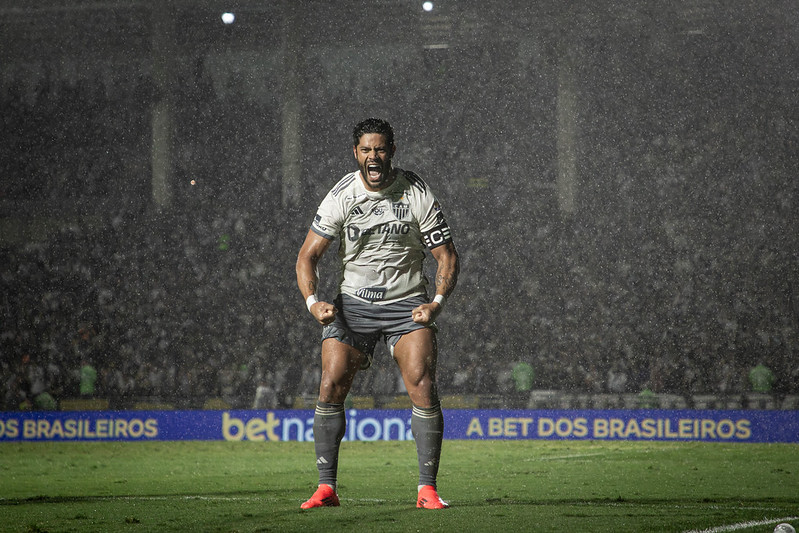 Decisivo, Hulk celebra parceria com scout e projeta futuro do Atlético-MG (Foto: Pedro Souza)