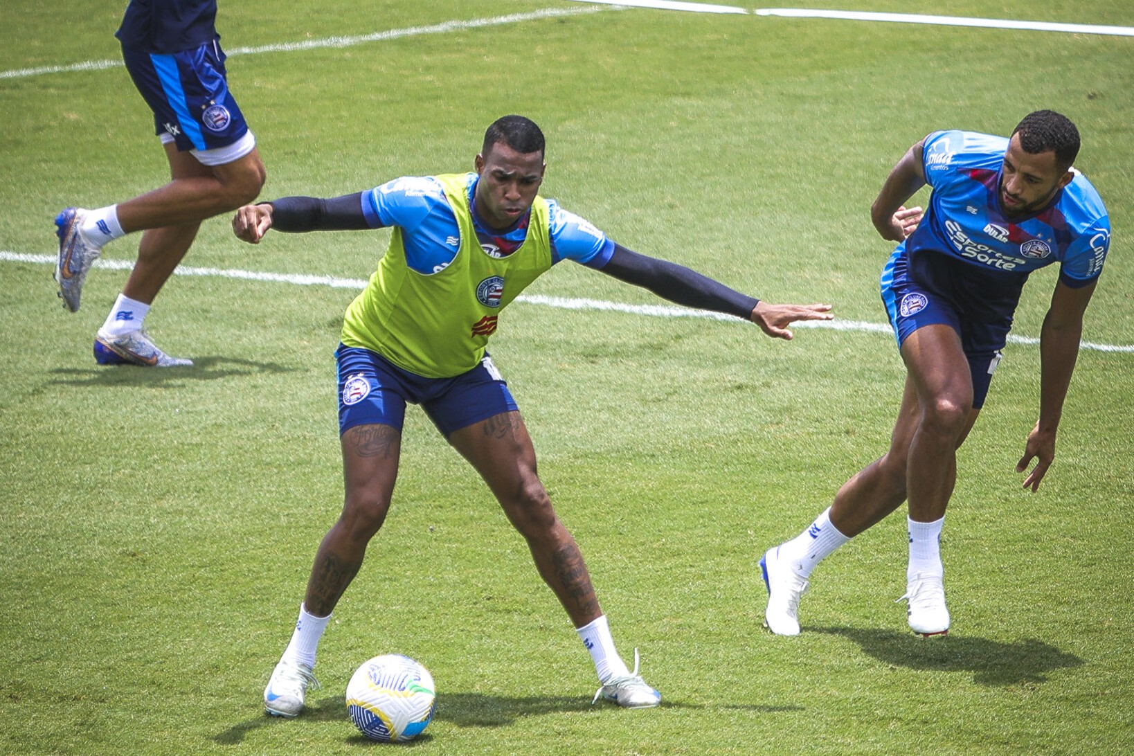 Bahia faz treino tático com finalizações para jogo contra o Vasco (Foto: Divulgação/ECB)