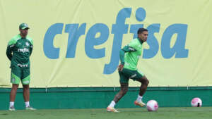Abel comanda jogo-treino e Palmeiras abre preparação para clássico com o Corinthians