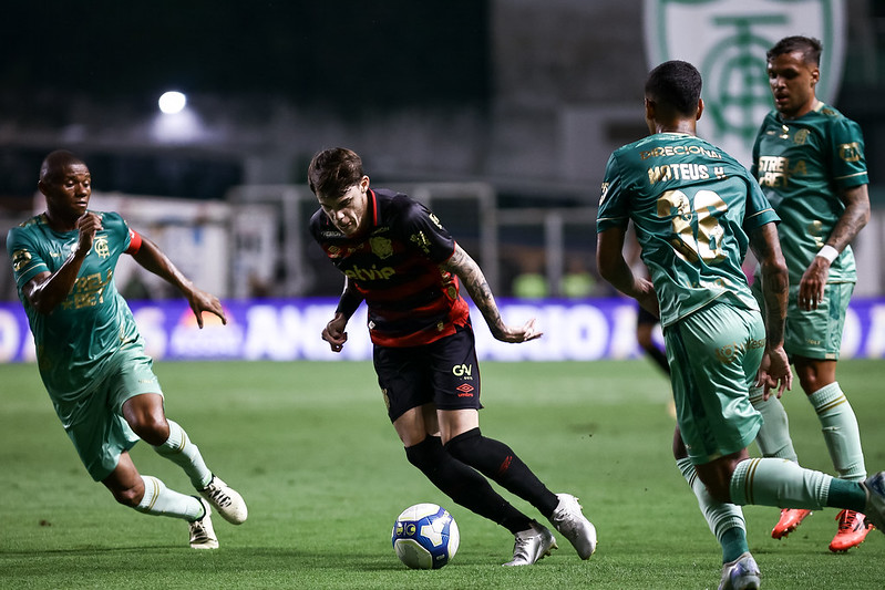 Santos fica ainda mais perto do acesso, Sport vacila e Ituano se complica (Foto: Paulo Paiva/ Sport Recife)