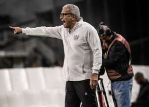 Hélio dos Anjos fala após nova derrota do CRB: 