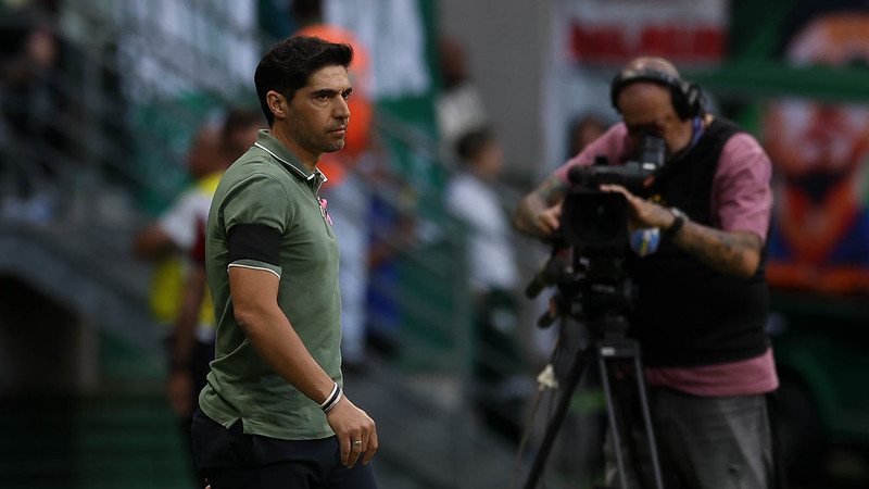 Abel Ferreira esta livre para comandar o Palmeiras no derbi