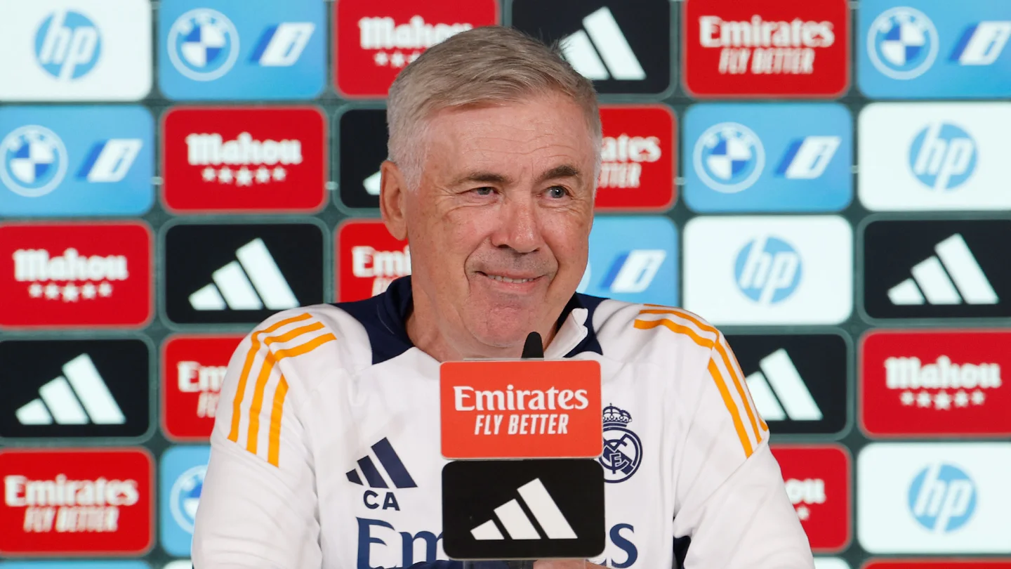 Ancelotti projeta 'El Clássico'