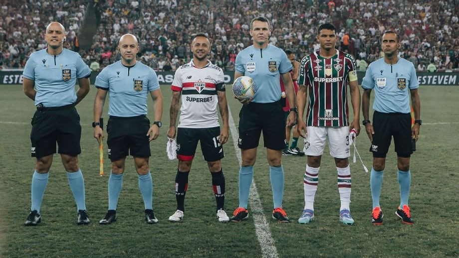 STJD amplia punição para árbitro de Fluminense x São Paulo (Foto: Lucas Merçon/ Fluminense F.C)