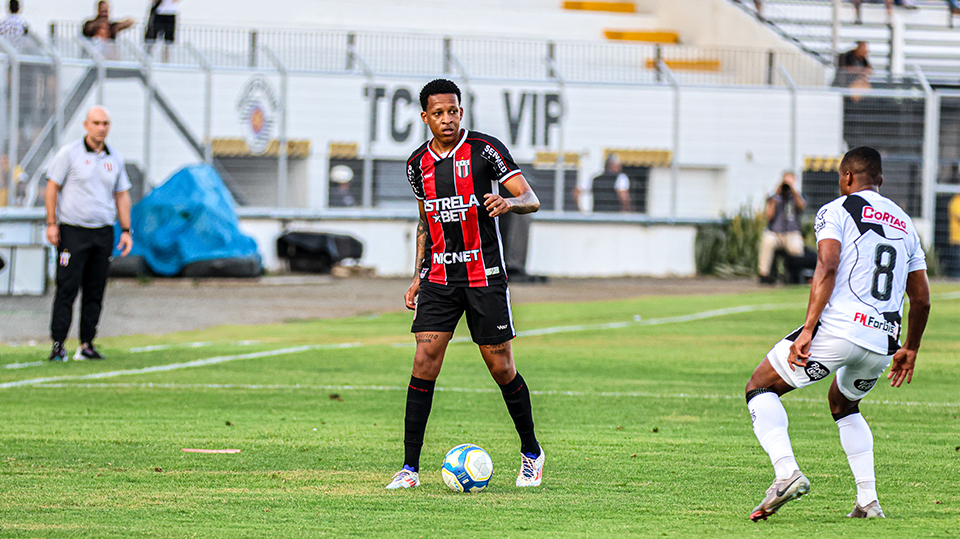 Volante diz que Botafogo-SP vai aproveitar jogo atrasado para ‘sair do Z-4’ da Série B