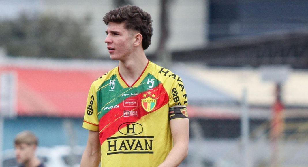 Promessa do Brusque da Série B irá passar por intercâmbio na Europa